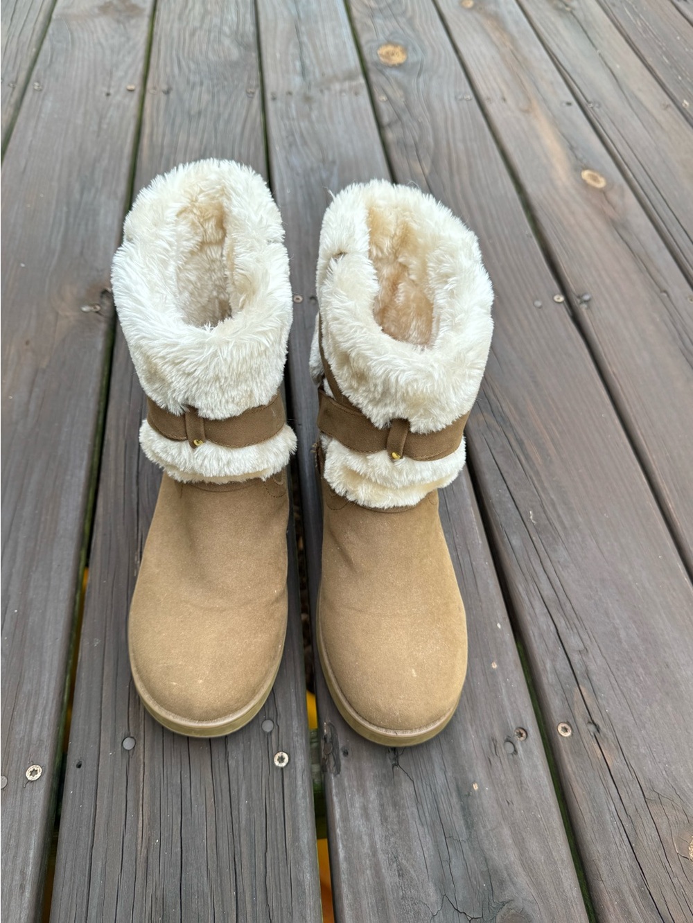 Guess Women's Faux-Fur Lined Ankle Boots - Tan 8